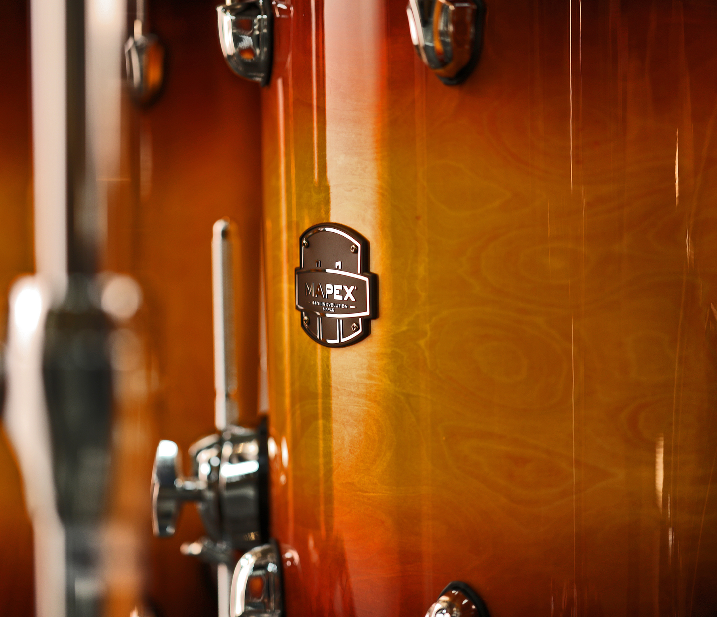 Mapex Saturn Evolution 22" 6-Piece Shell Pack in Exotic Sunburst