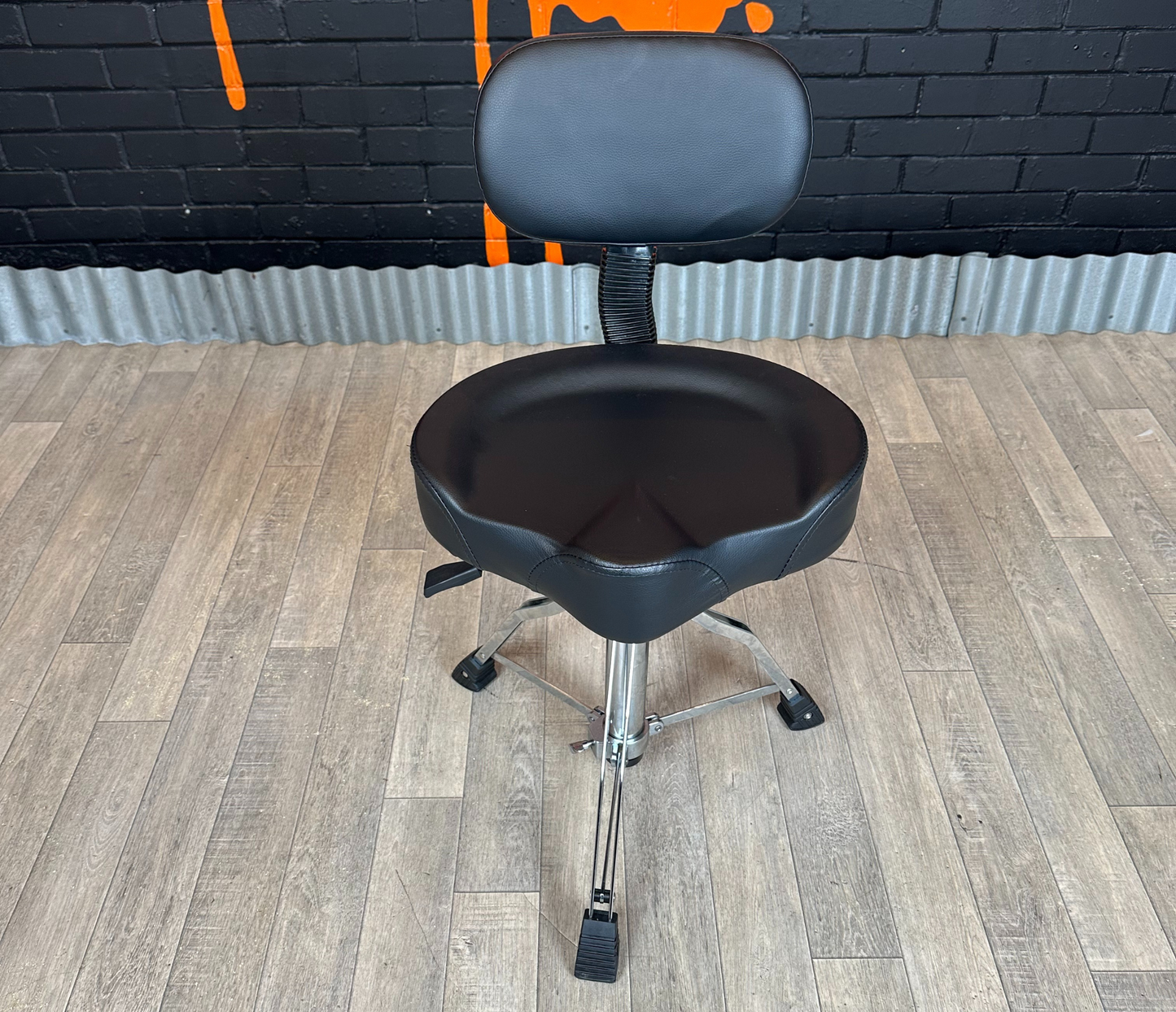 Pre Loved Gas Lift Drum Throne with Back Rest