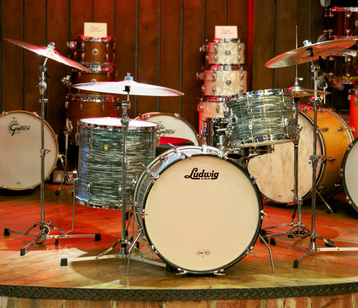 Oasis - Vintage Ludwig 1965 3-Piece in Blue Oyster Pearl